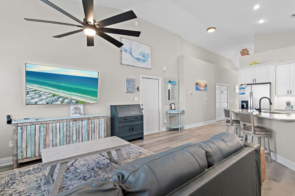 Living room with flat screen TV