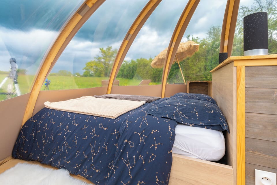 Romantic Tent, Garden View | Blackout drapes, soundproofing, free WiFi