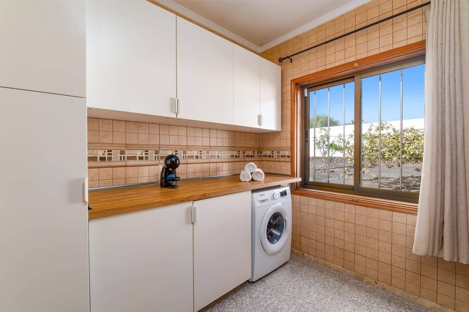 Villa Victoria Lanzarote image