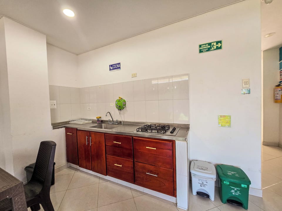 Comfort Double Room | Private kitchen | Shared fridge, microwave