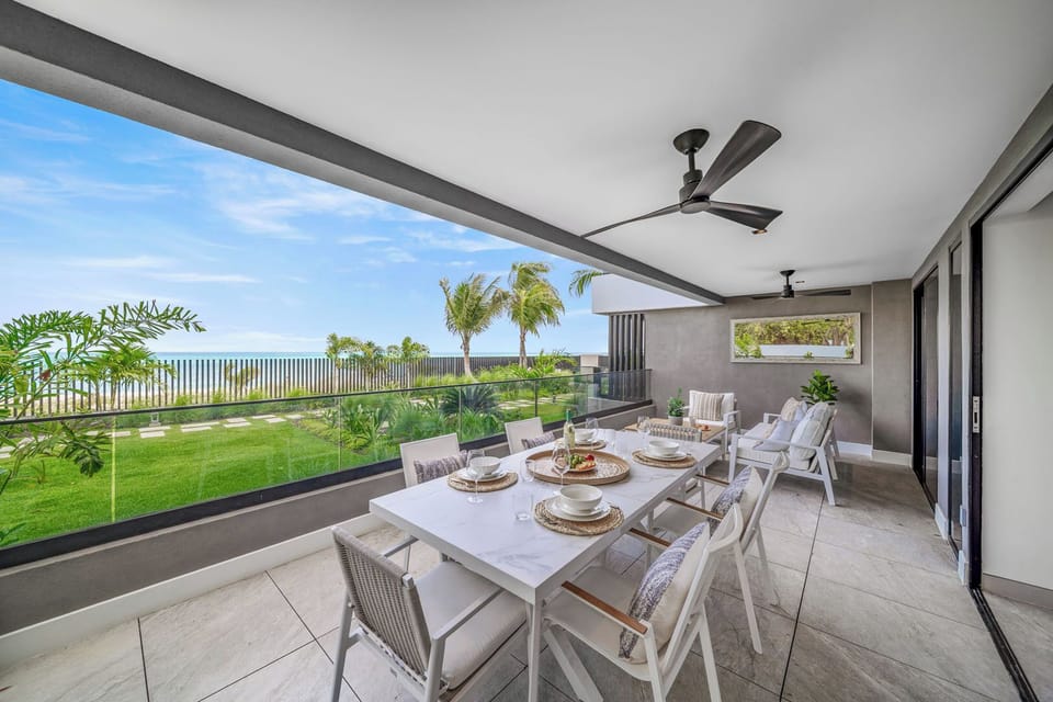 Escape to the breathtaking views of Brighton Beach