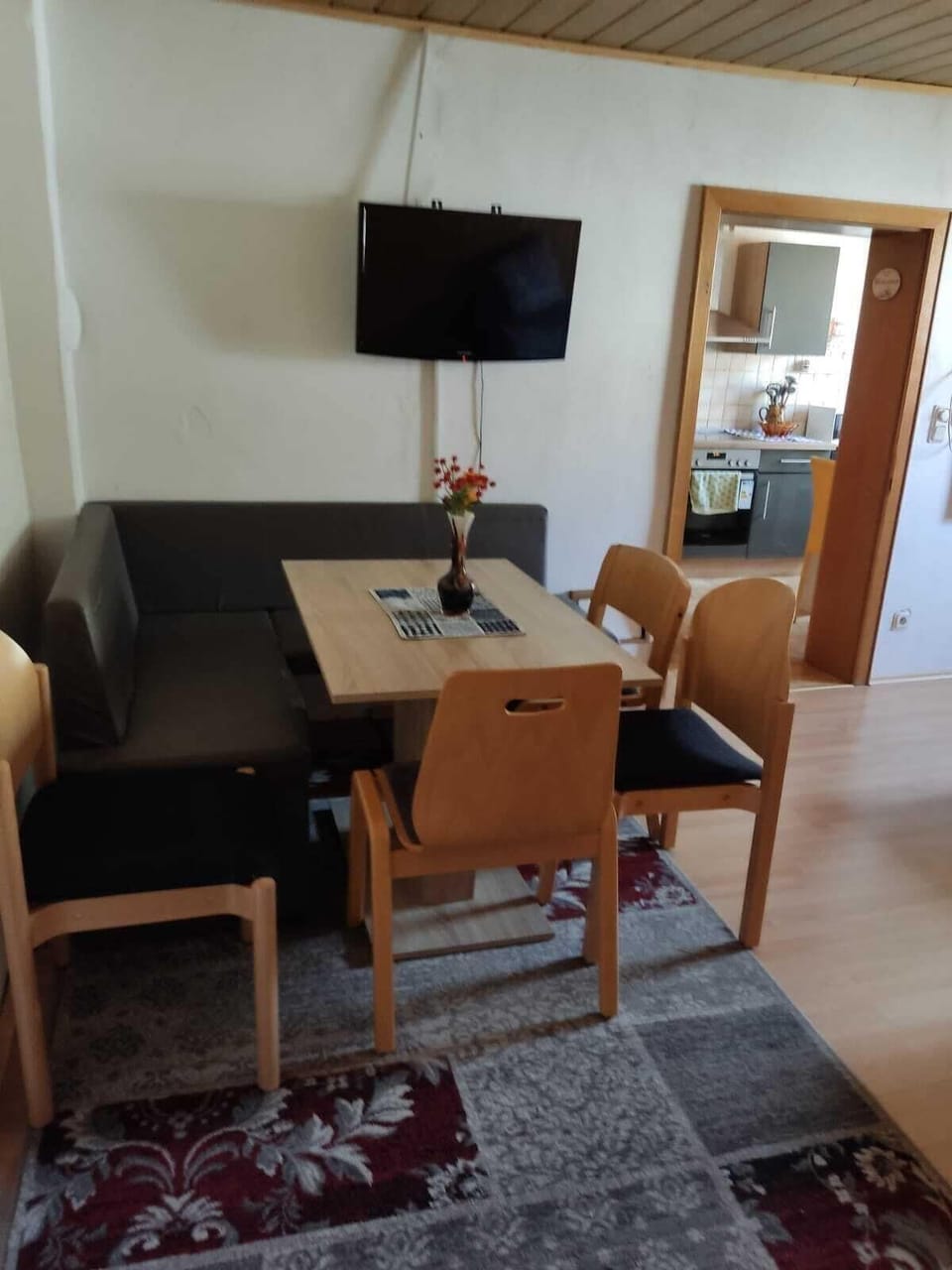 Townhome, 5 Bedrooms, Non Smoking, Pets Allowed | In-room dining