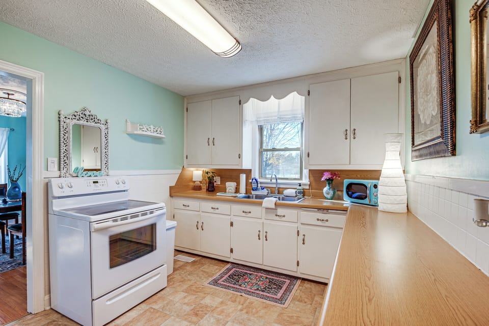 Kitchen | Cooking Basics | 1st Floor