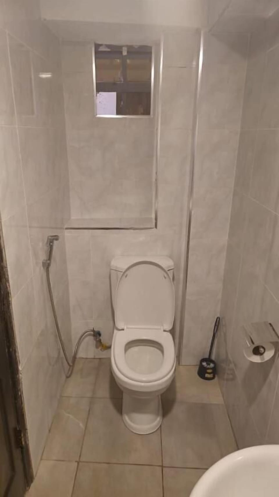 Standard Double Room | Bathroom | Shower, slippers, bidet, towels
