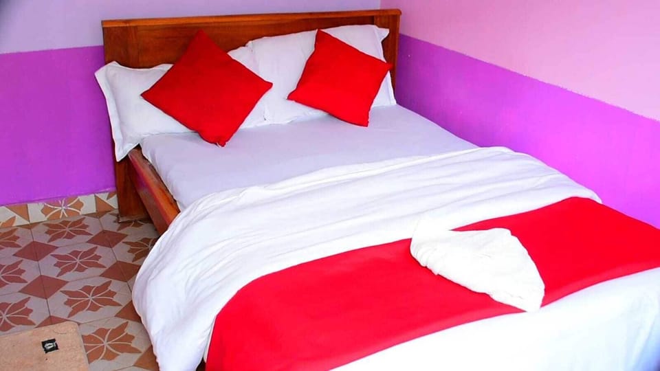 Standard Single Room | Free WiFi, bed sheets