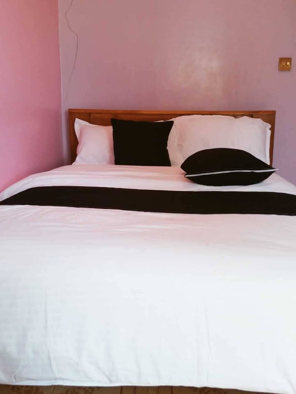 Standard Single Room | Free WiFi, bed sheets
