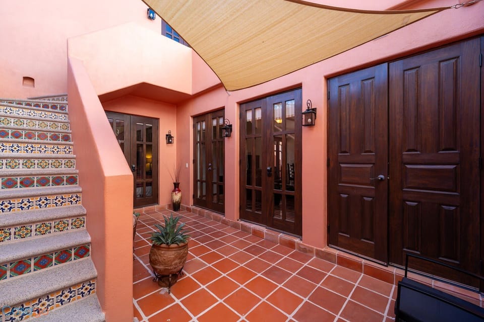 Courtyard
Casa de las Sonrisas