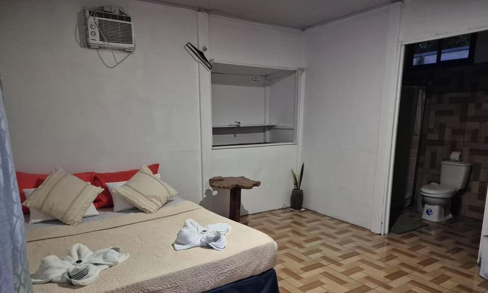 Deluxe Studio, Garden View | Premium bedding, free WiFi, bed sheets