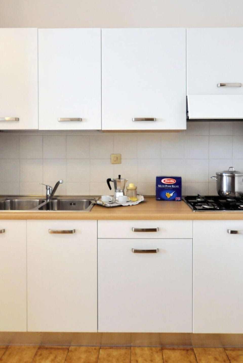 Apartment, Condominium, Hotel