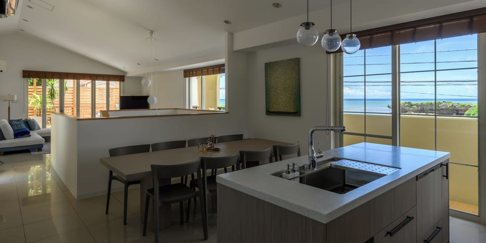 Luxury House, Ocean View | Private kitchen