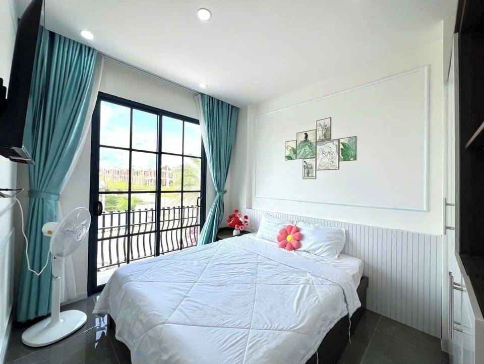 Comfort Villa, 4 Bedrooms, Air conditioning, Beach View | Free WiFi, bed sheets