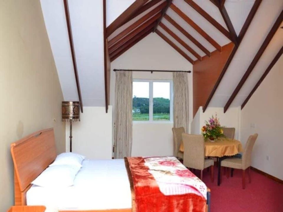 Deluxe Double or Twin Room, Garden View | Desk, iron/ironing board, free WiFi