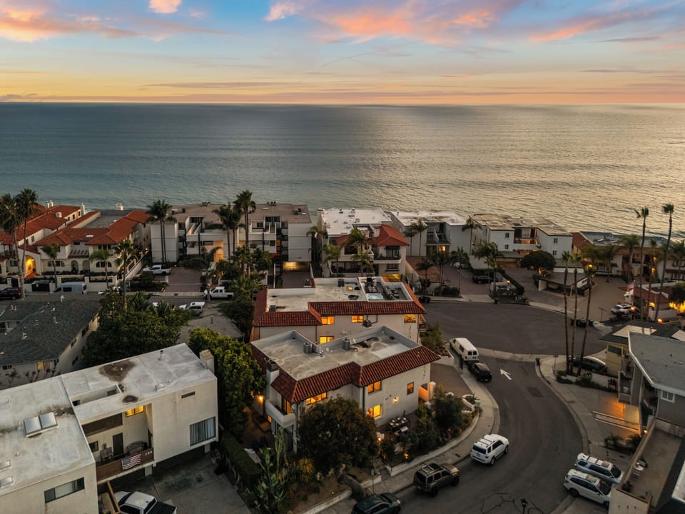 Neighborhood and ocean view.