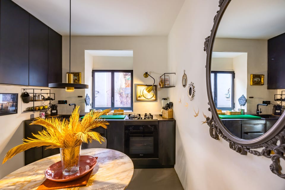 Apartment (2 Bedrooms) | Private kitchenette | Microwave, oven, stovetop, dishwasher