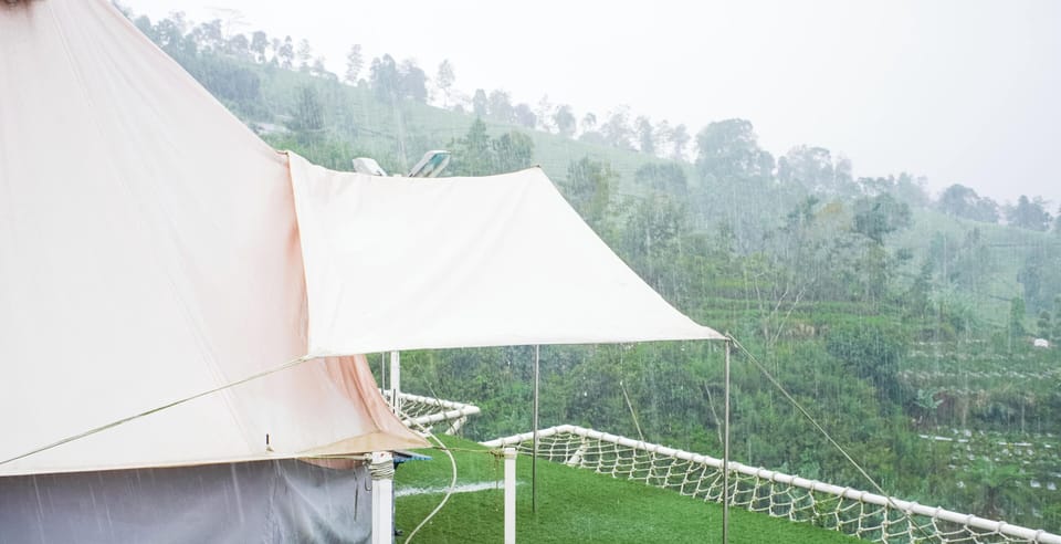 Comfort Tent, Patio, Hill View | Garden view
