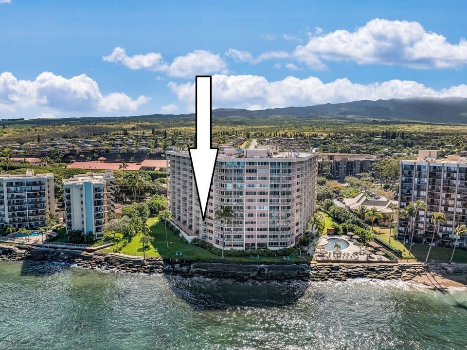 Amazing direct oceanfront location