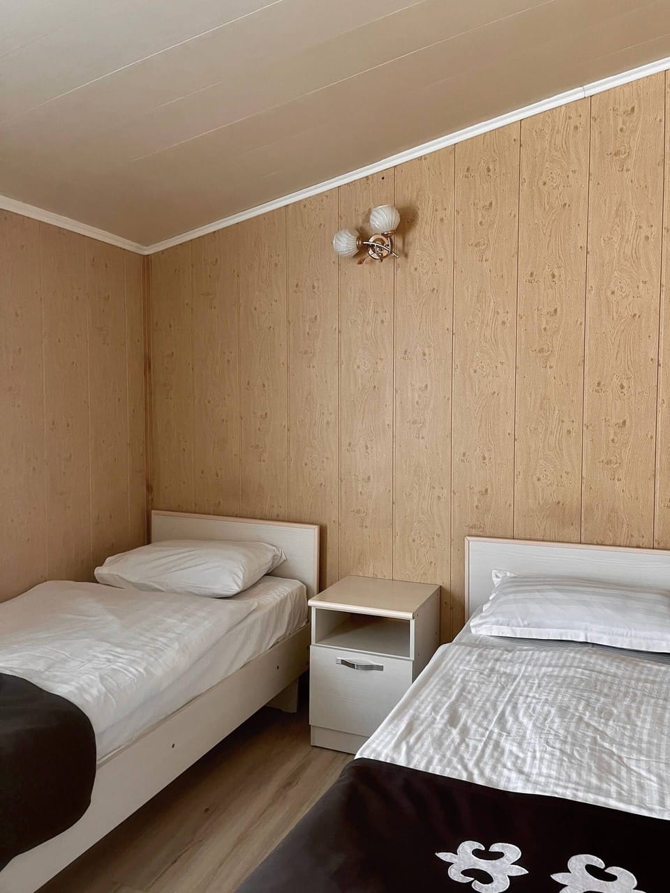 Deluxe Twin Room, Housekeeping, Courtyard View | Free WiFi