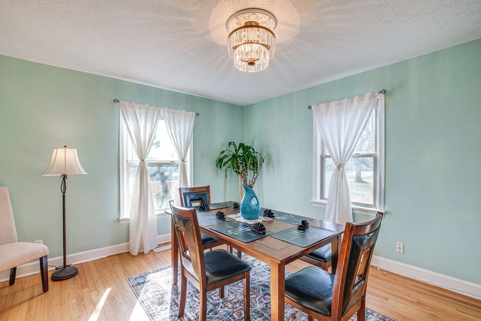 House (3 Bedrooms) | Interior