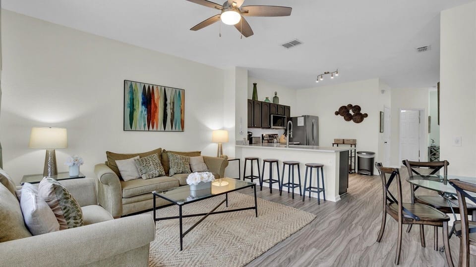 Townhome, 3 Bedrooms | Living area