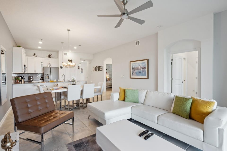 Condo, 2 Bedrooms | Living area | Smart TV