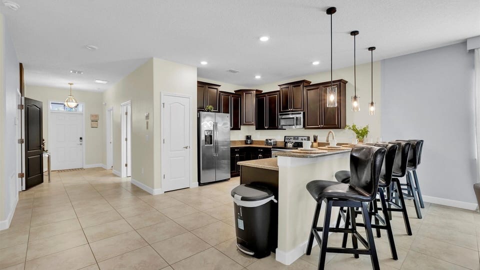 House, Multiple Bedrooms | Private kitchen | Coffee/tea maker, fridge, oven, toaster