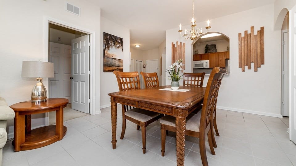 Condo, 3 Bedrooms | Dining