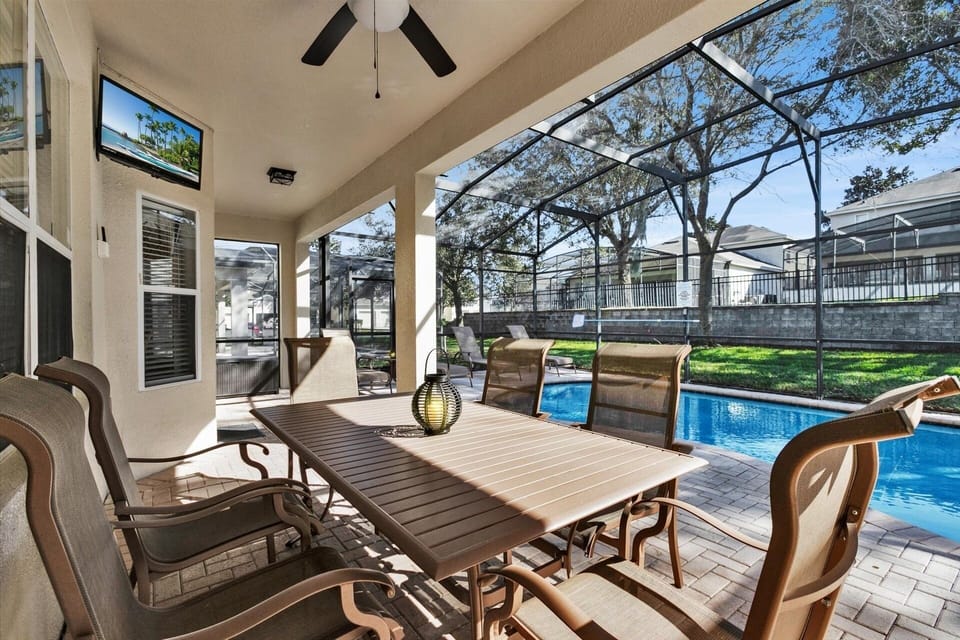 House, 6 Bedrooms | Outdoor dining