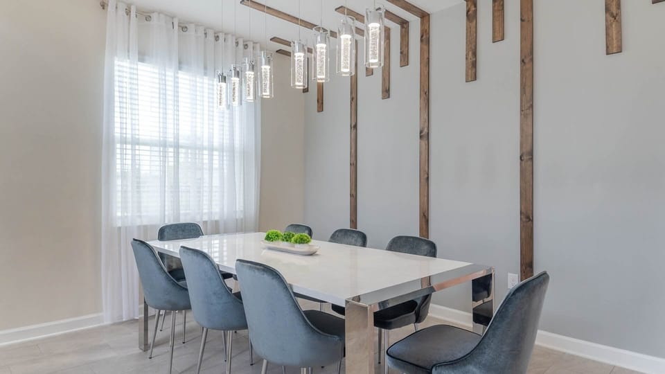 House, 5 Bedrooms | Dining