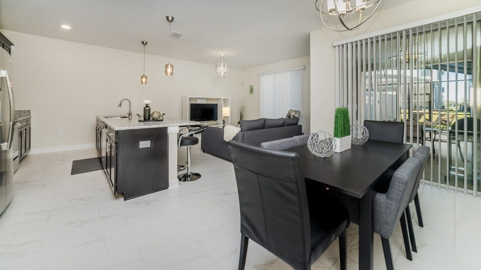 Townhome, 4 Bedrooms | Interior