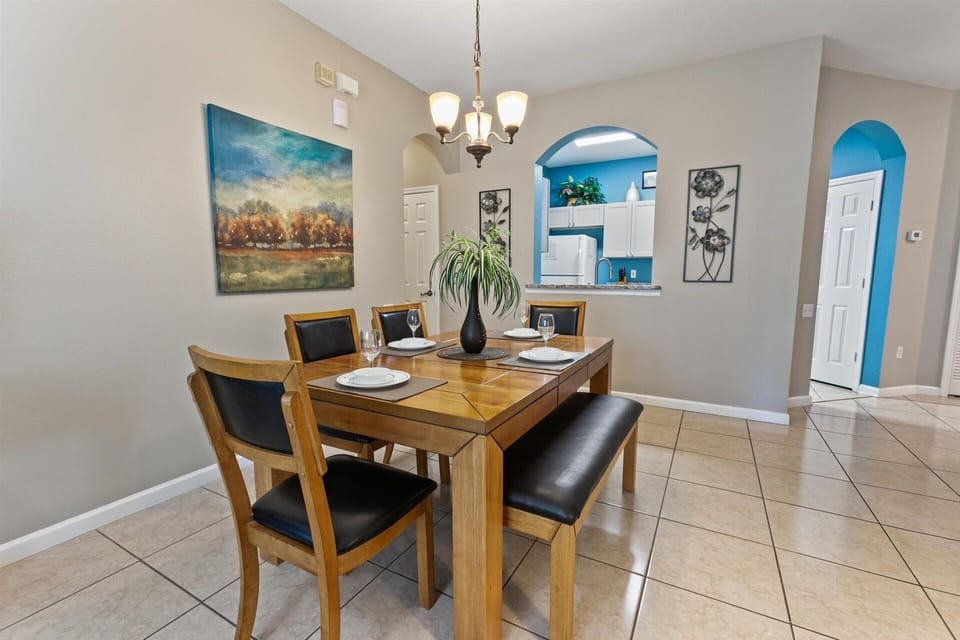 Condo, 3 Bedrooms | Dining