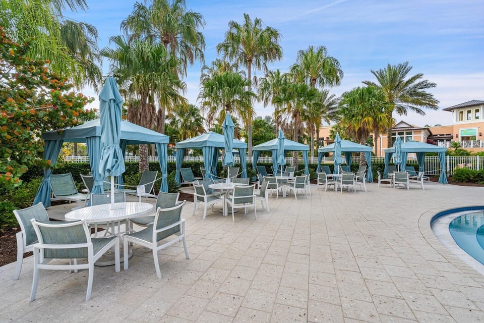 House, 5 Bedrooms | Outdoor dining