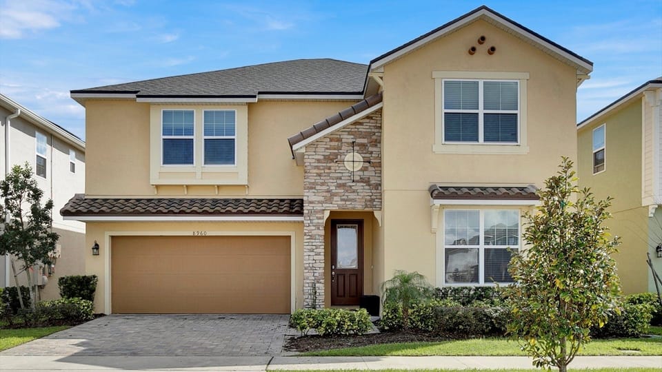 House, Multiple Bedrooms | Exterior
