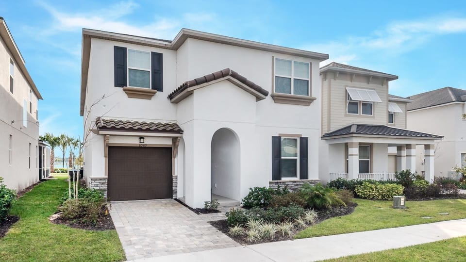 House, 6 Bedrooms | Exterior