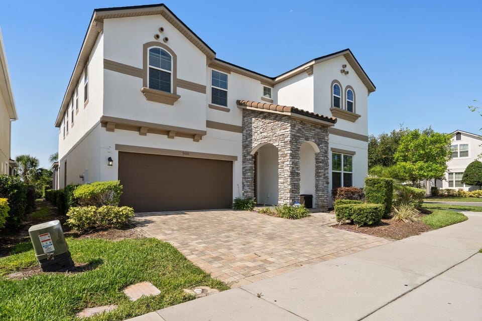House, Multiple Bedrooms | Exterior