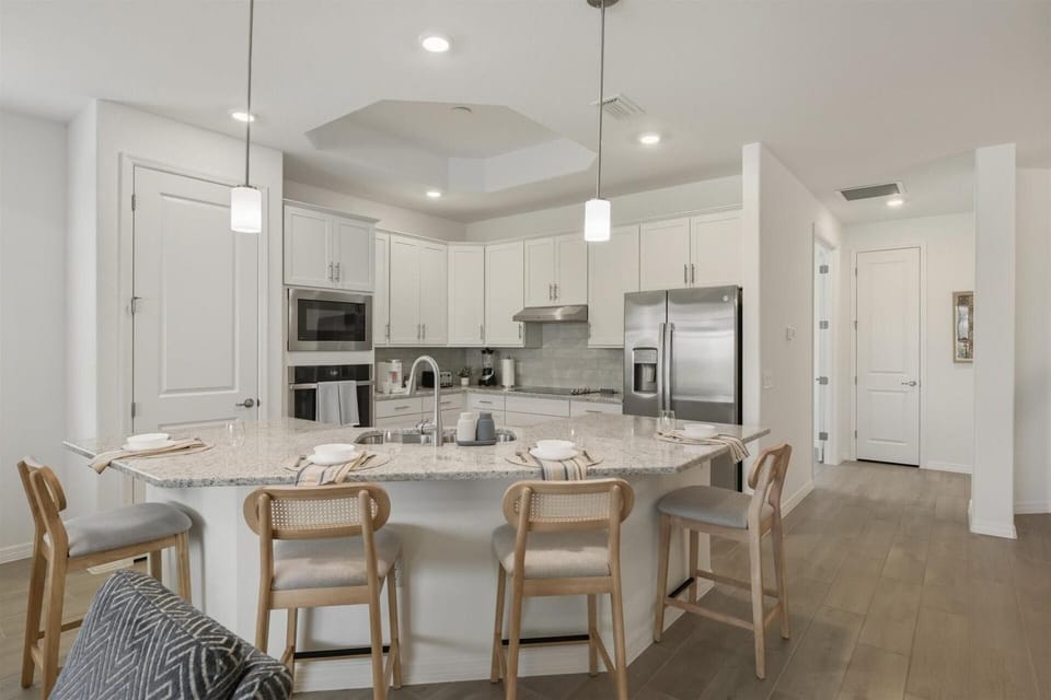 House, 4 Bedrooms | Private kitchen | Coffee/tea maker, fridge, oven, toaster