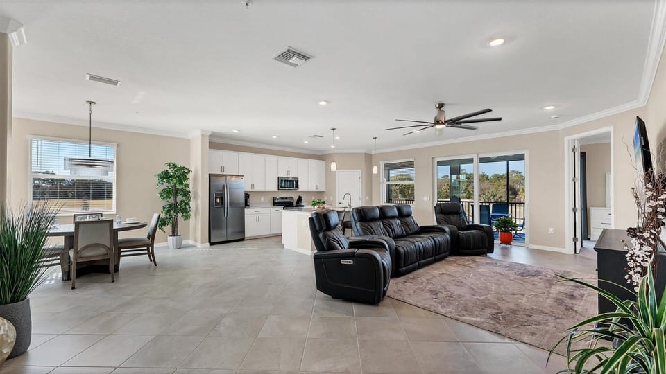 Townhome, 3 Bedrooms | Living area | Smart TV