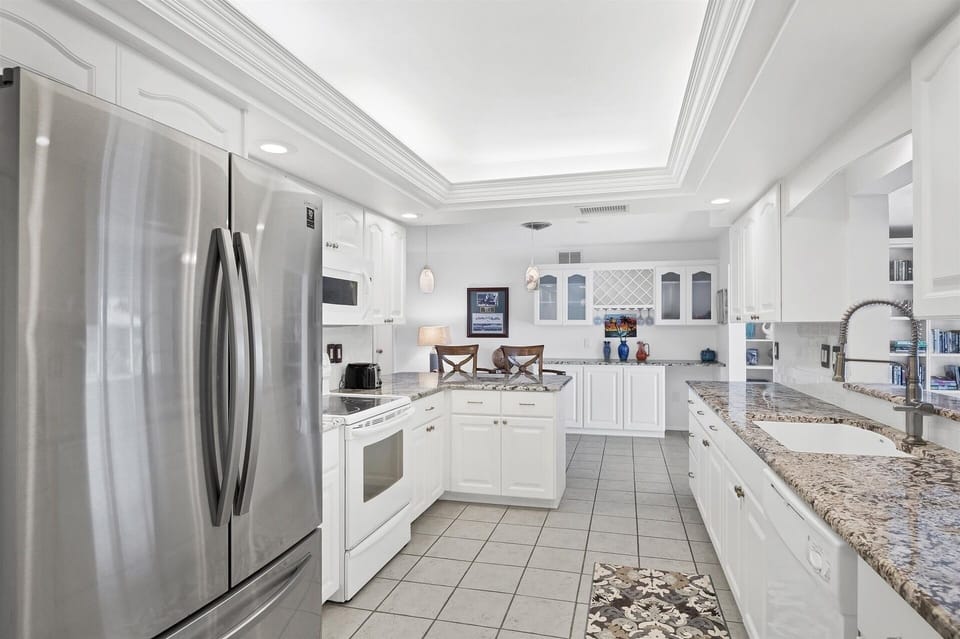 House, 2 Bedrooms | Private kitchen | Coffee/tea maker, fridge, oven, toaster