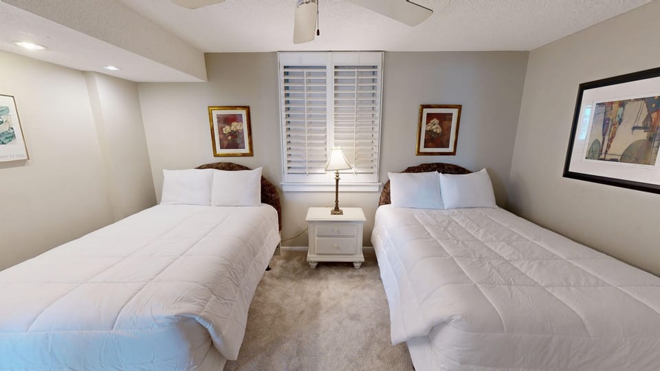 Condo, 2 Bedrooms | 2 bedrooms, iron/ironing board, WiFi (free)