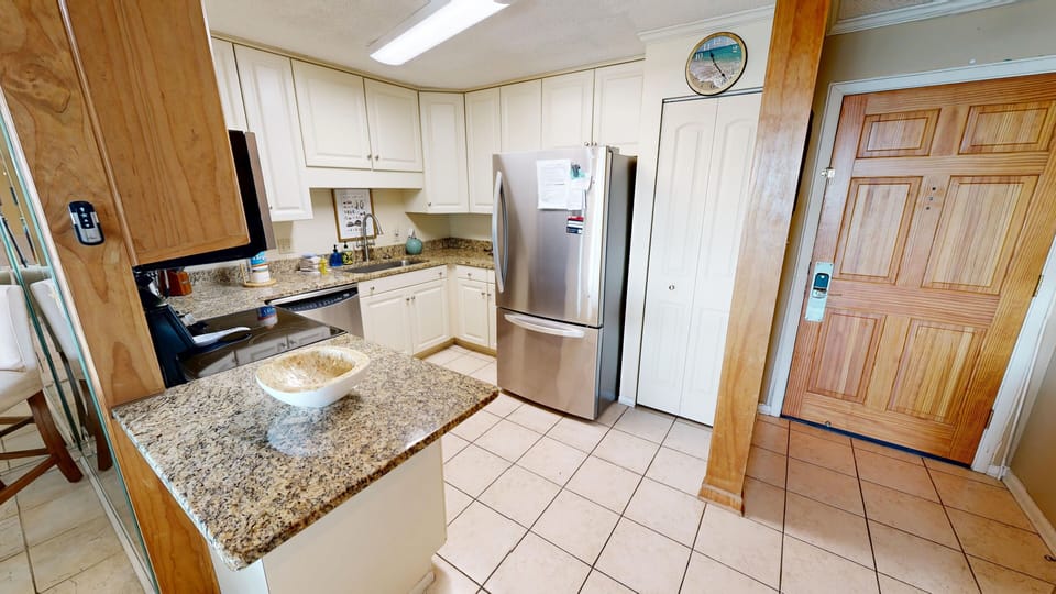 Condo, 2 Bedrooms | Private kitchen | Coffee/tea maker, fridge, oven, toaster