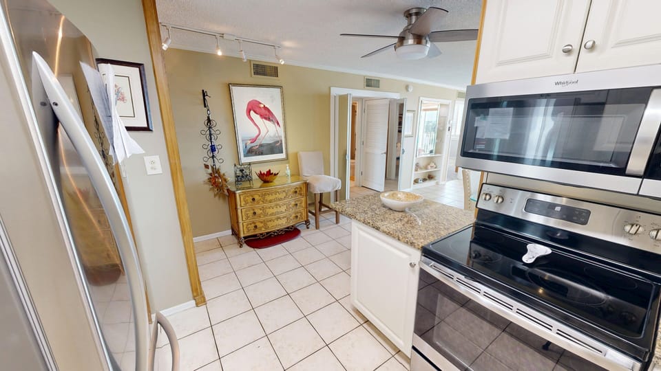 Condo, 2 Bedrooms | Private kitchen | Coffee/tea maker, fridge, oven, toaster