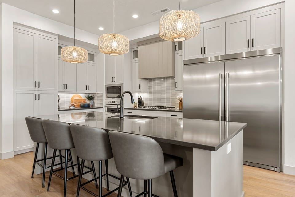 Townhome, 6 Bedrooms | Private kitchen | Coffee/tea maker, fridge, oven, toaster
