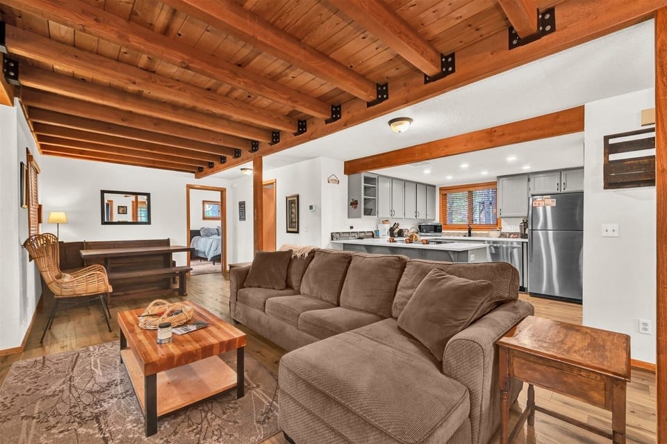 House, 3 Bedrooms | Living area