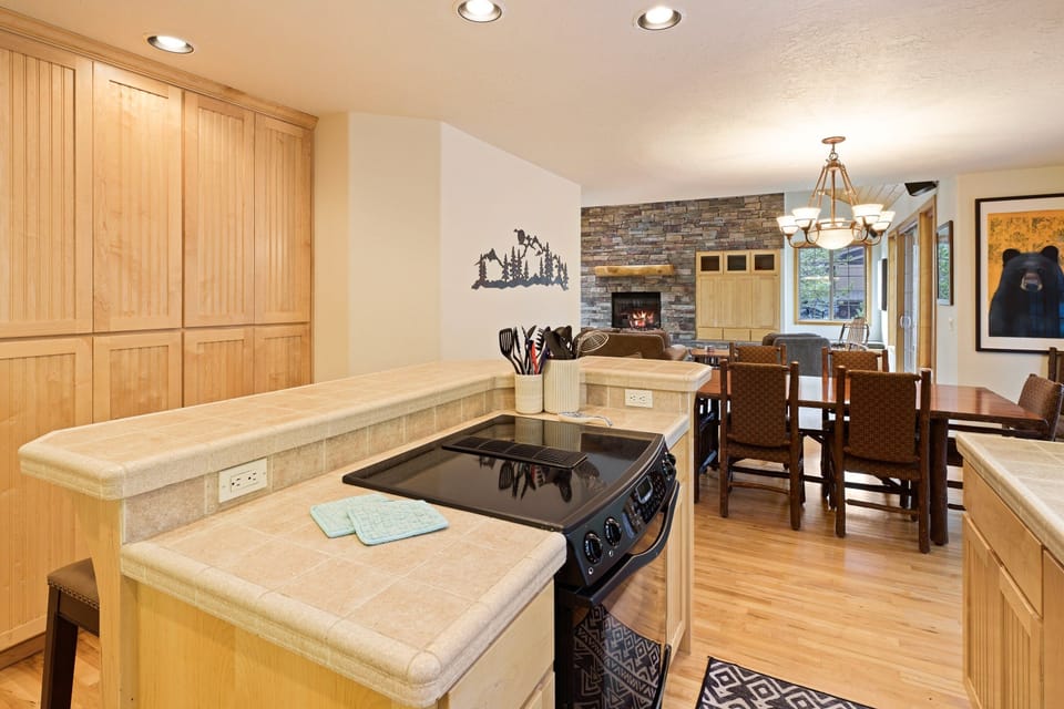 House, 4 Bedrooms | Interior
