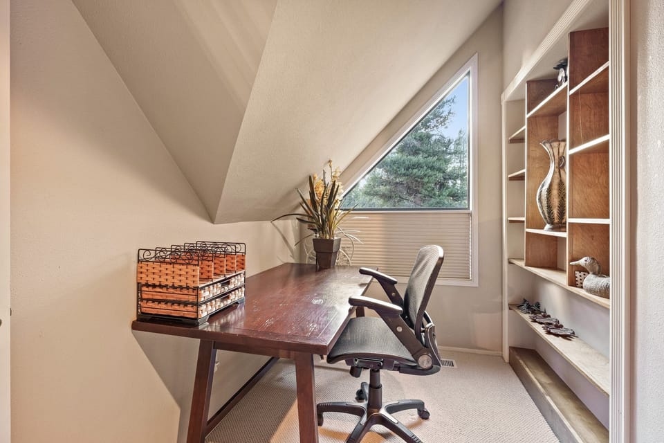 House, 5 Bedrooms | Interior