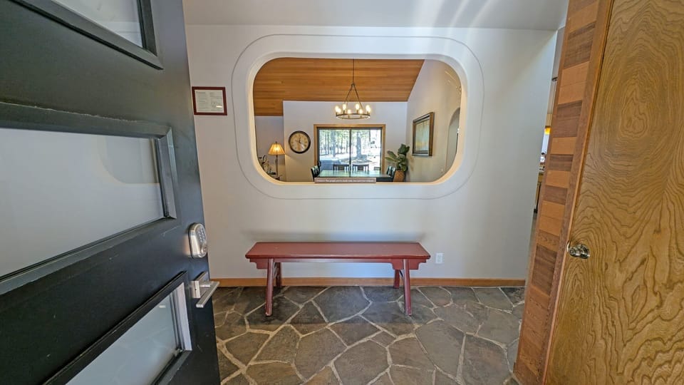 House, 4 Bedrooms | Interior