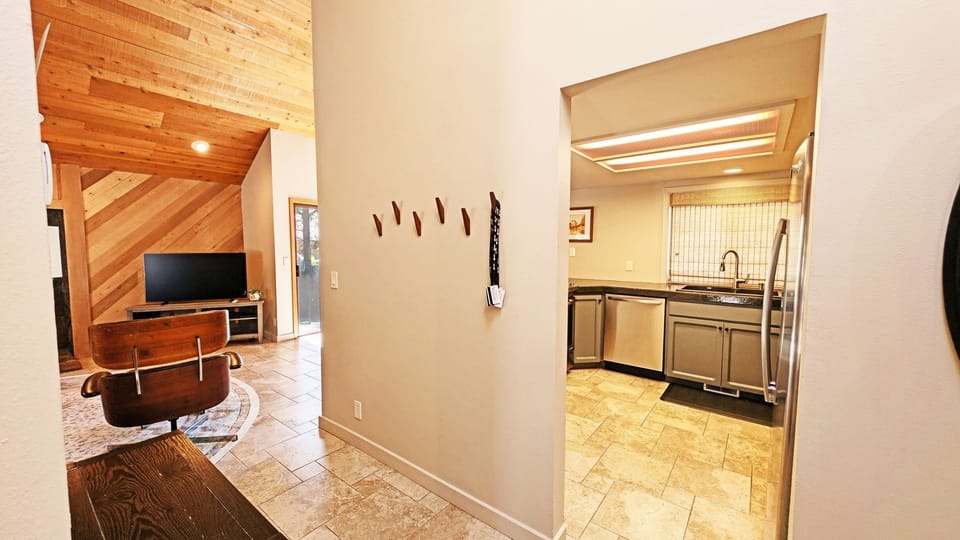 House, 3 Bedrooms | Interior