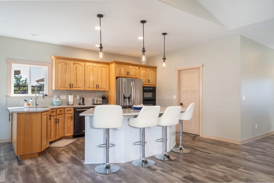kitchen bar