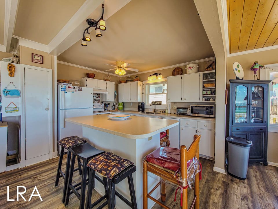 411 N Anderson Blvd (Velveteen Rabbit [Int]) - watermarked-20