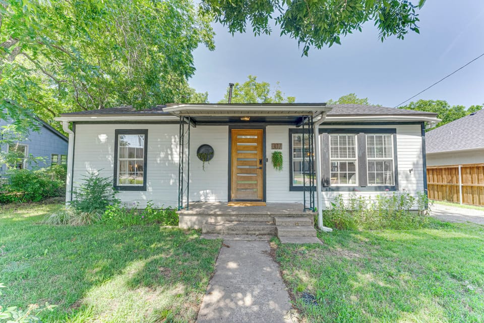 Stylish downtown retreat just steps from shops, dining, and local attractions