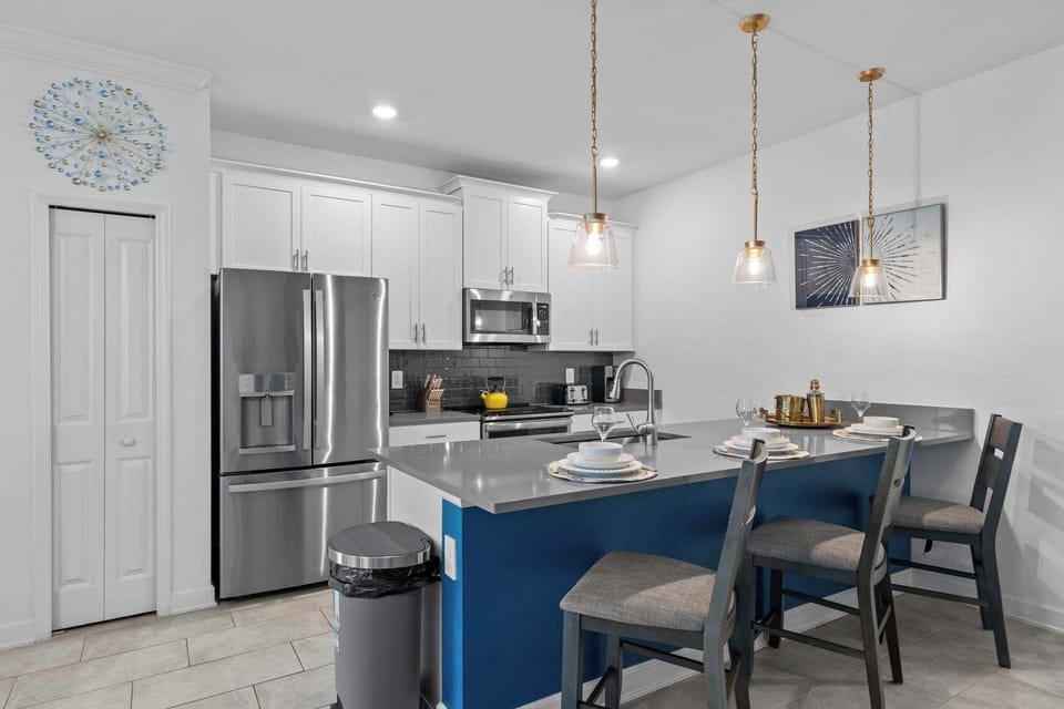 Villa (5 Bedrooms) | Private kitchen | Microwave, oven, highchair, blender